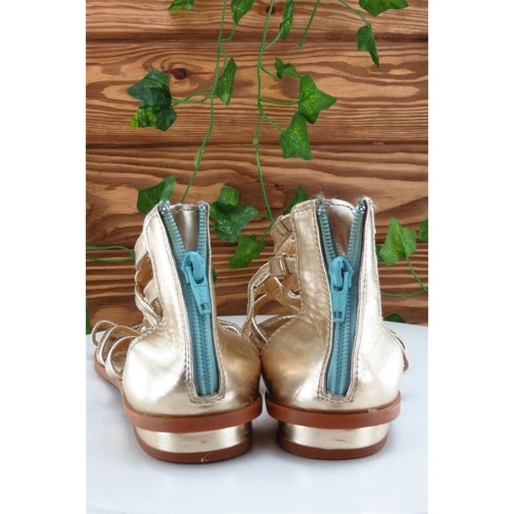 BC Sz 10 M Gold Strappy Synthetic Women Sandals - Picture 6 of 10
